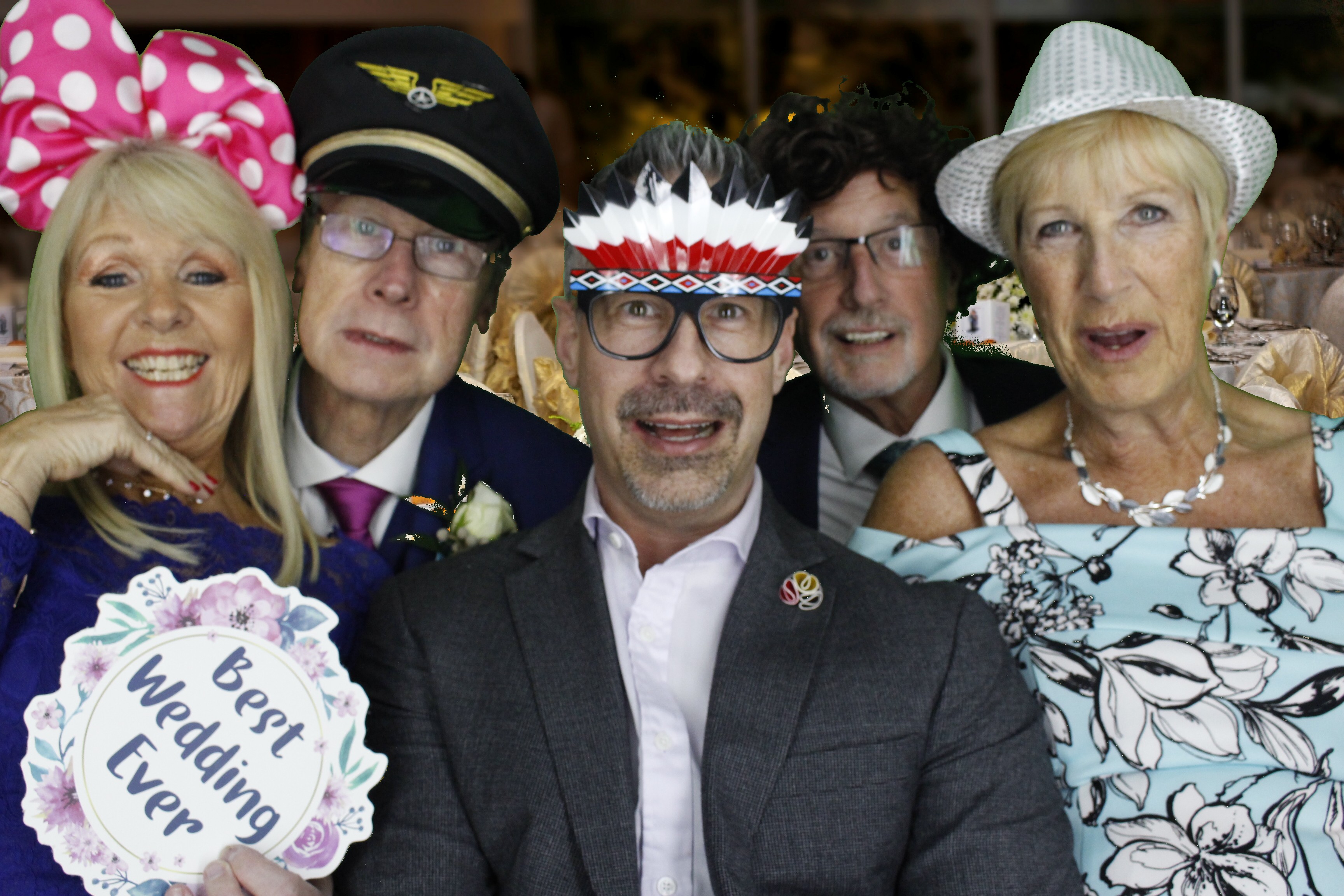 Mr & Mrs Mills | View more photos from the event at gallery.myphotoboothexperience.co.uk/u/MyPhotoBoothExperienceLtd/Mr-Mrs-Mills